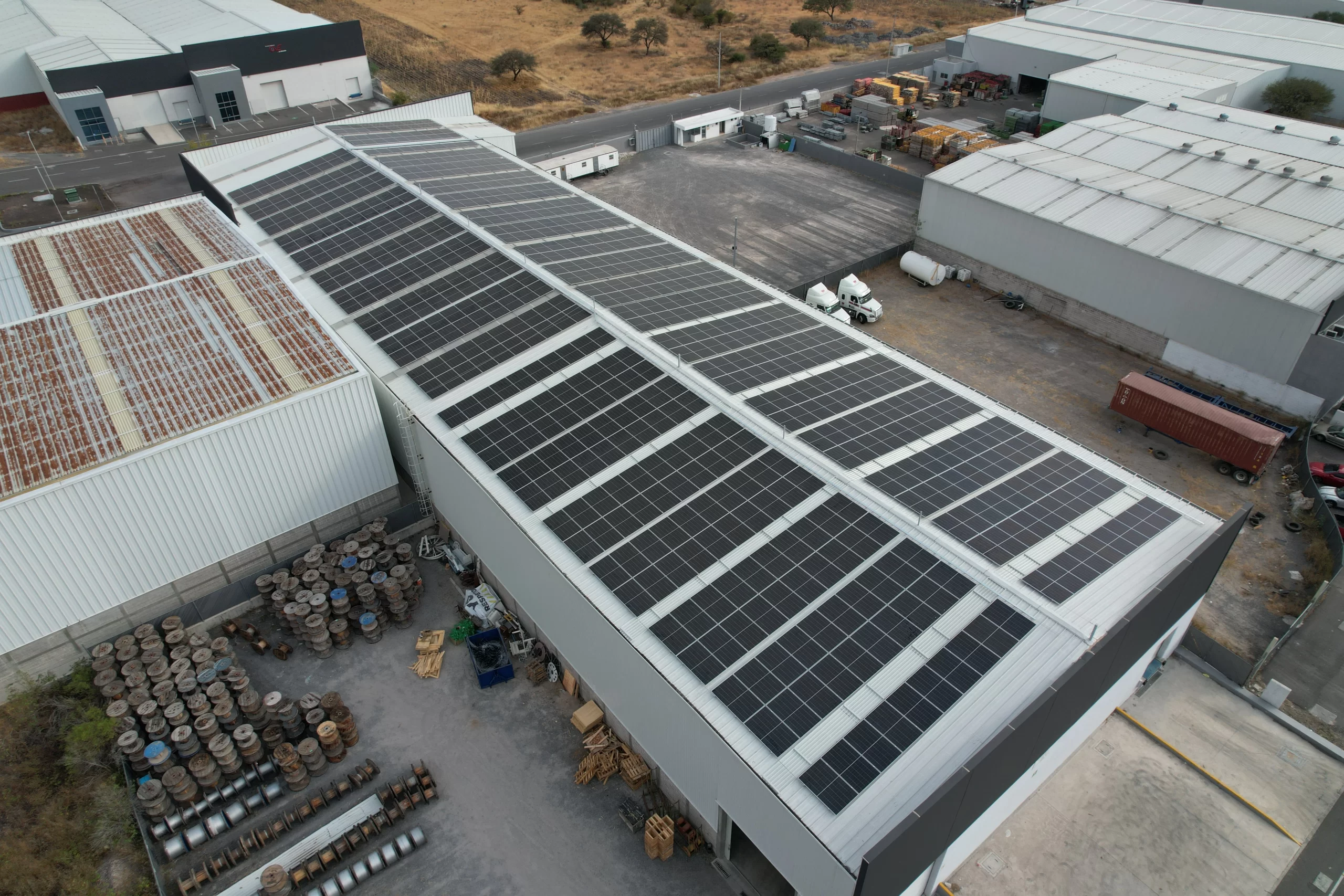 Paneles-solares-instalados